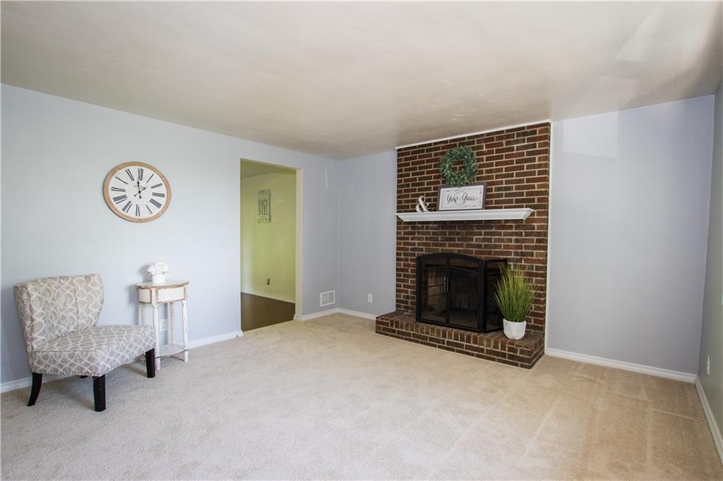 91 Fulton Road Canonsburg, PA 15317 - Photo 6 of 25 Gallery Image 6