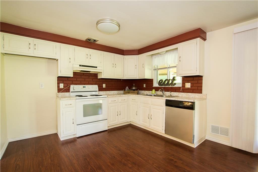 91 Fulton Road Canonsburg, PA 15317 - Photo 10 of 25 Gallery Image 10