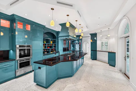 $8,750,000 | 720 North Ocean Boulevard, Delray Beach, FL 33483