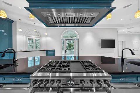 $8,750,000 | 720 North Ocean Boulevard, Delray Beach, FL 33483