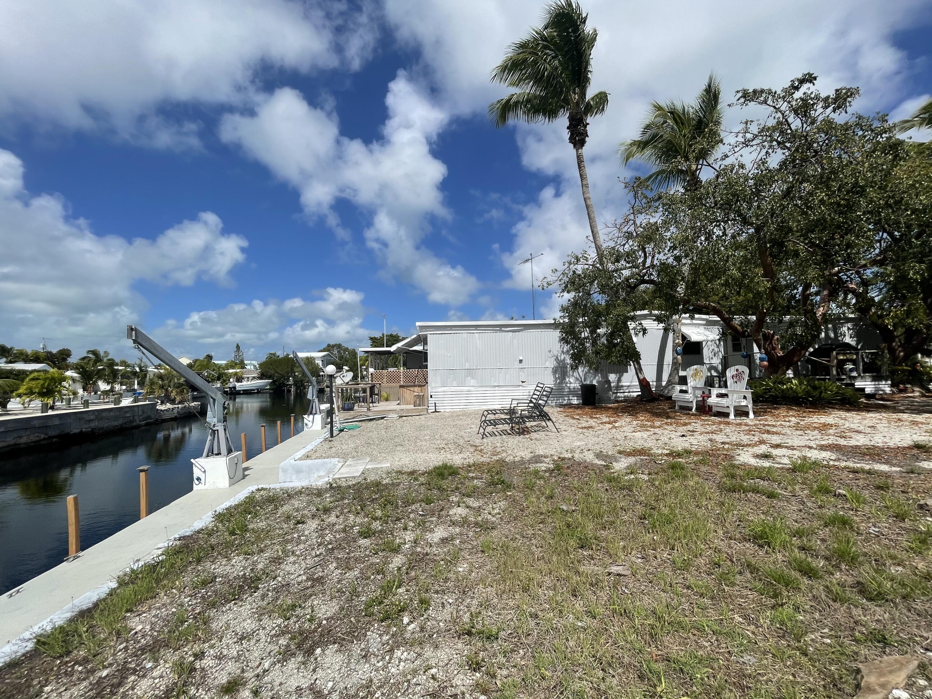1107 Calder Road Key Largo, FL 33037 - Photo 6 of 46 IMG_2814