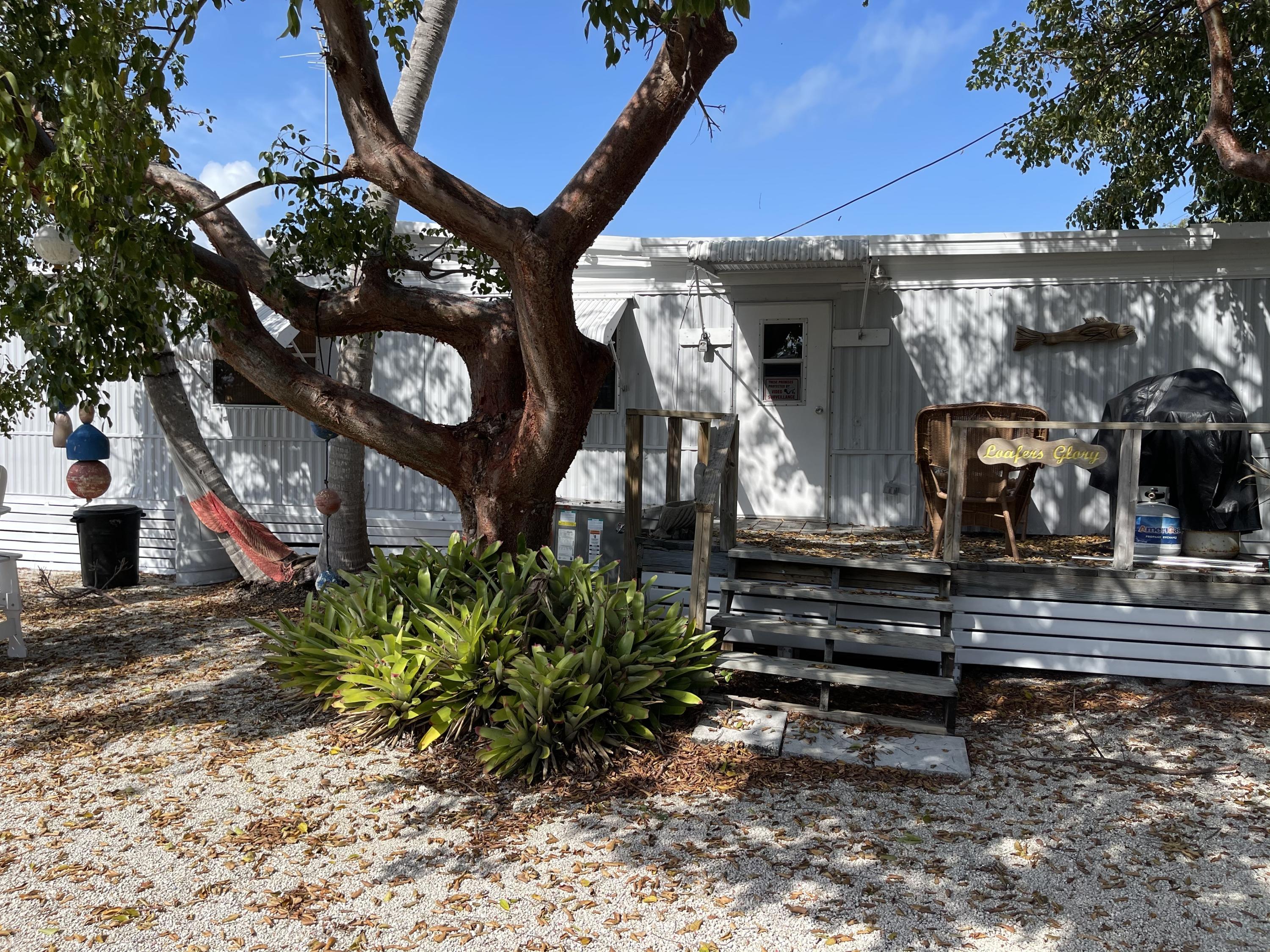 1107 Calder Road Key Largo, FL 33037 - Photo 8 of 46 IMG_2379