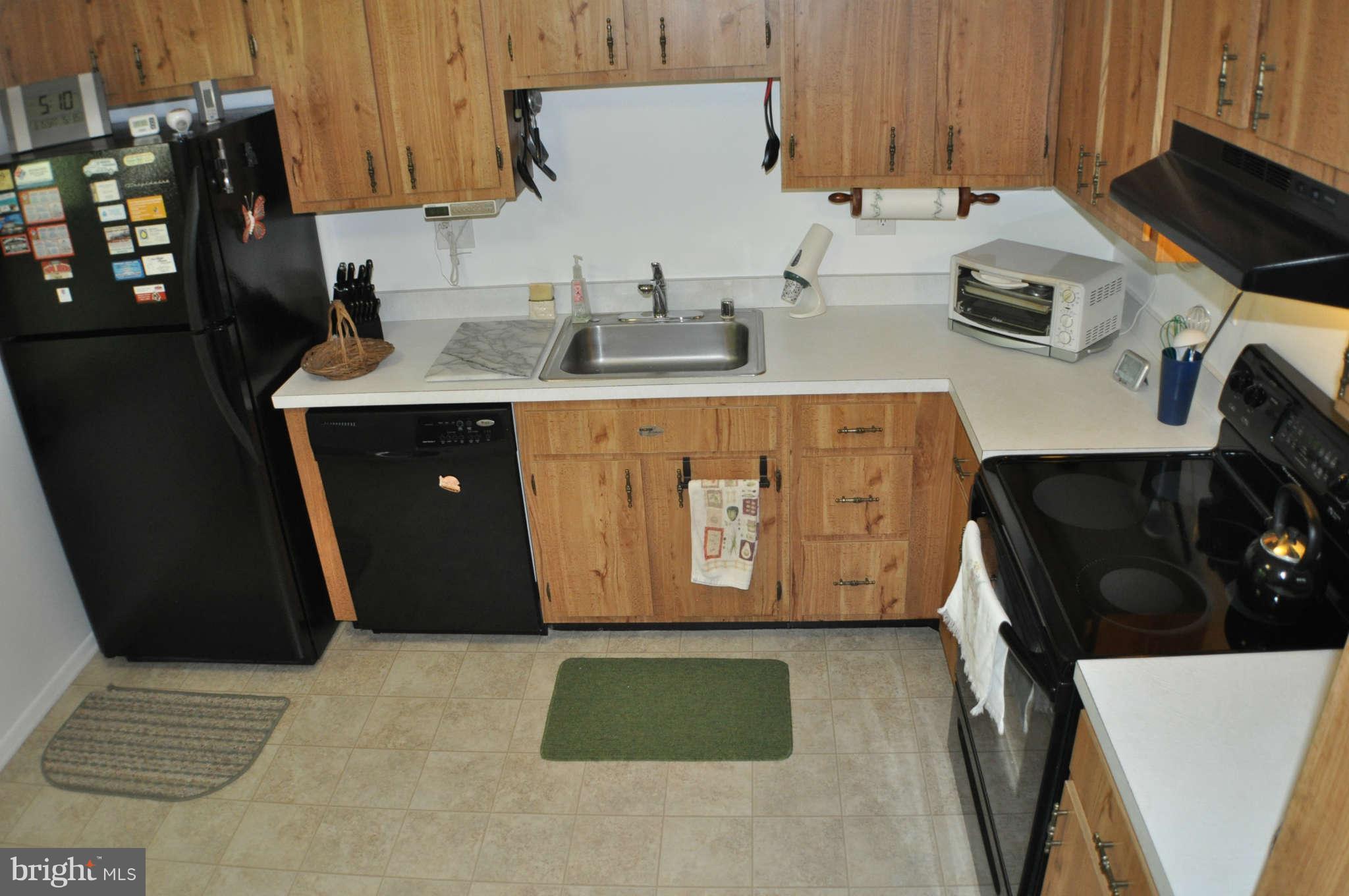 6325 Josephine Road Waldorf, MD 20601 - Photo 4 of 30 Kitchen