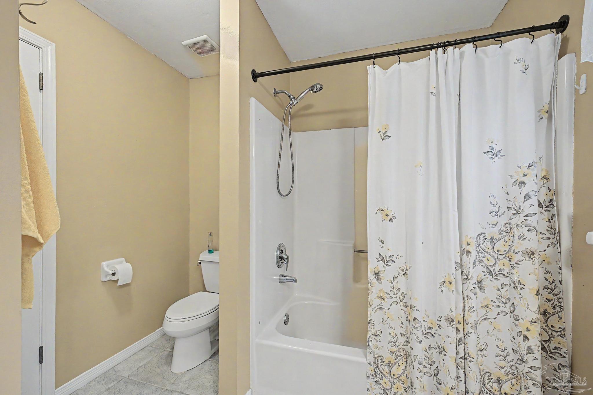 5601 Windermere Trace Pace, FL 32571 - Photo 25 of 69