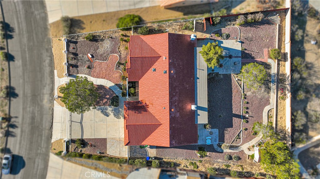 16620 Iwa Road Apple Valley, CA 92307 - Photo 49 of 50 an aerial view of houses with outdoor space