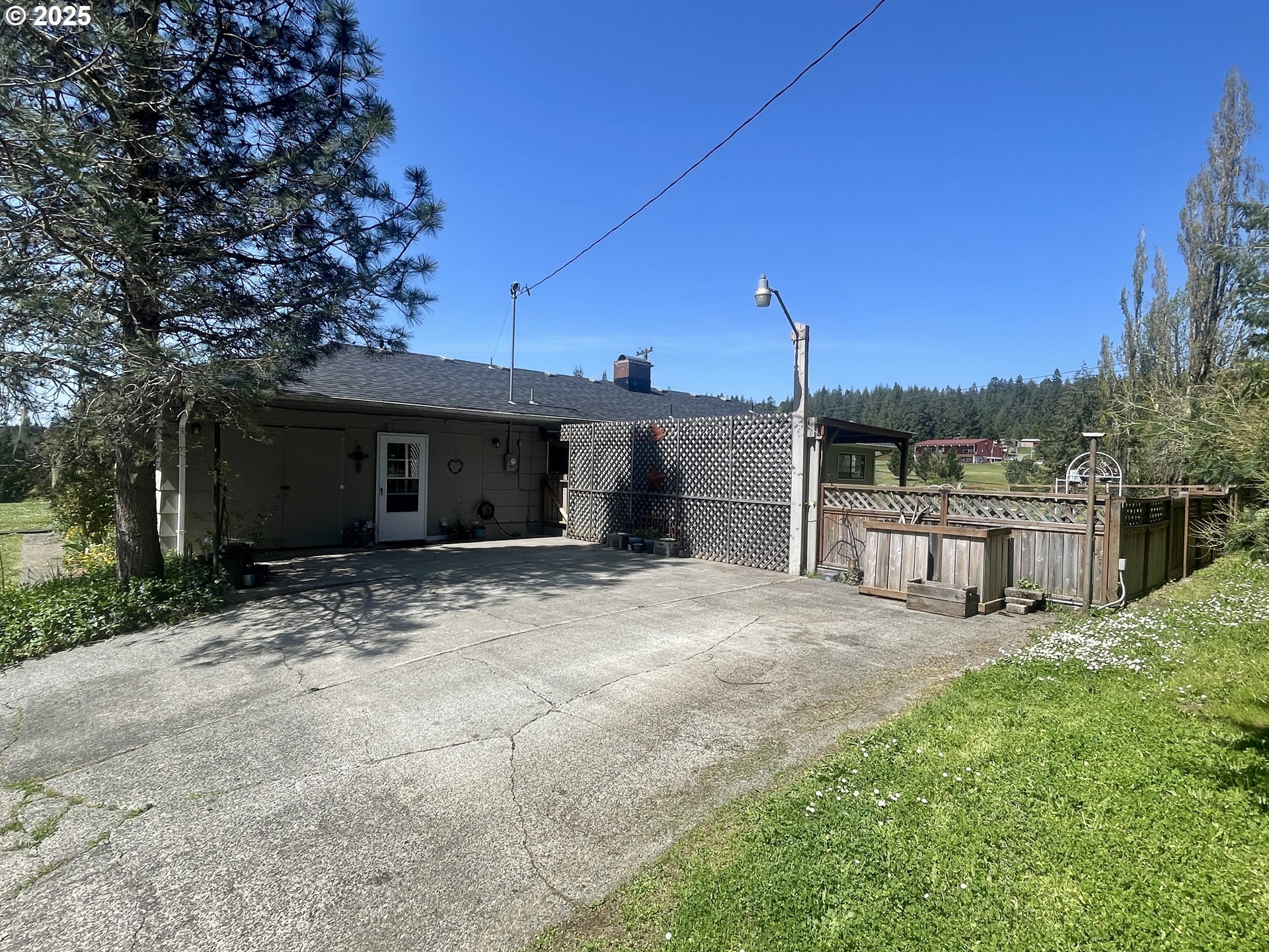 54824 Robinson Road Coquille, OR 97423 - Photo 10 of 42