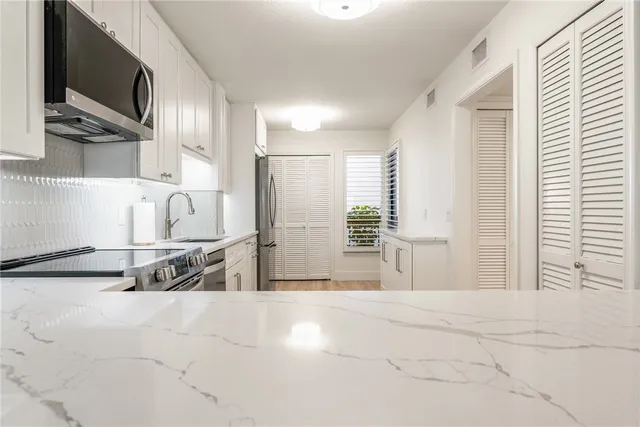 $560,000 | 5101 Florida A1A, Unit 108, Vero Beach, FL 32963