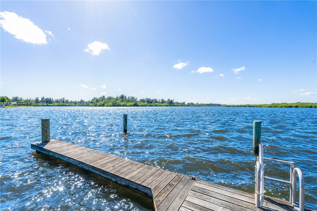 5101 Florida A1A, Unit 108 Vero Beach, FL 32963 - Photo 26 of 31 a view of a terrace