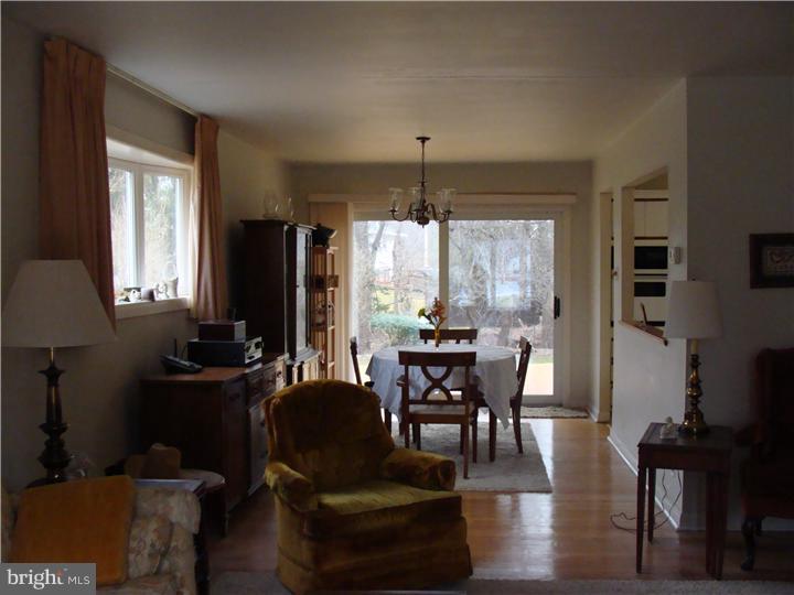 701 Kingston Road Cherry Hill, NJ 08034 - Photo 2 of 15 Dining Room