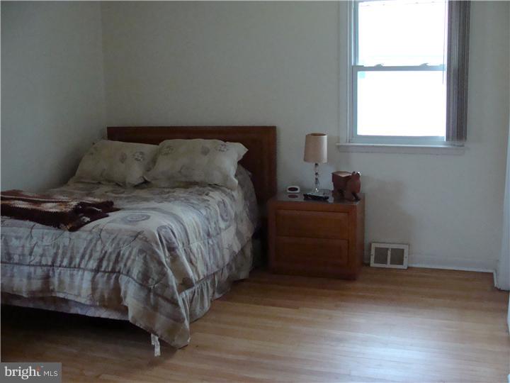 701 Kingston Road Cherry Hill, NJ 08034 - Photo 6 of 15 Bedroom 2