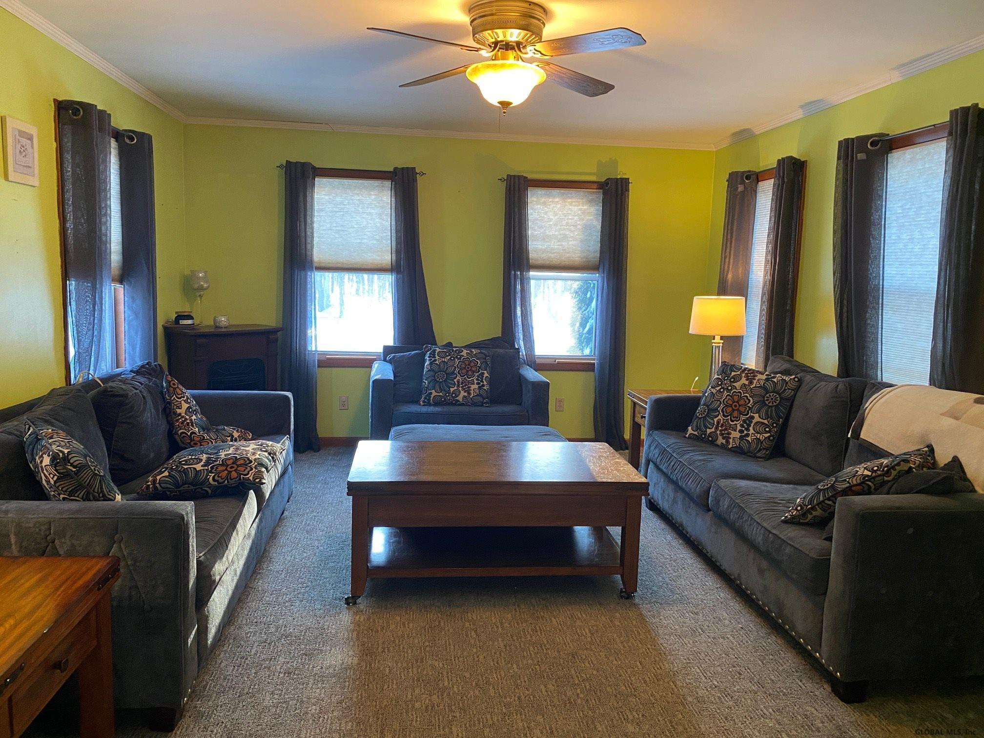 973 Kings Road Schenectady, NY 12303 - Photo 4 of 28 Photo 4