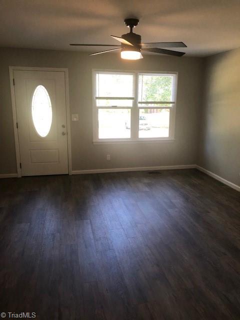 2108 Reedy Creek Road Lexington, NC 27295 - Photo 7 of 18 LIVING RM