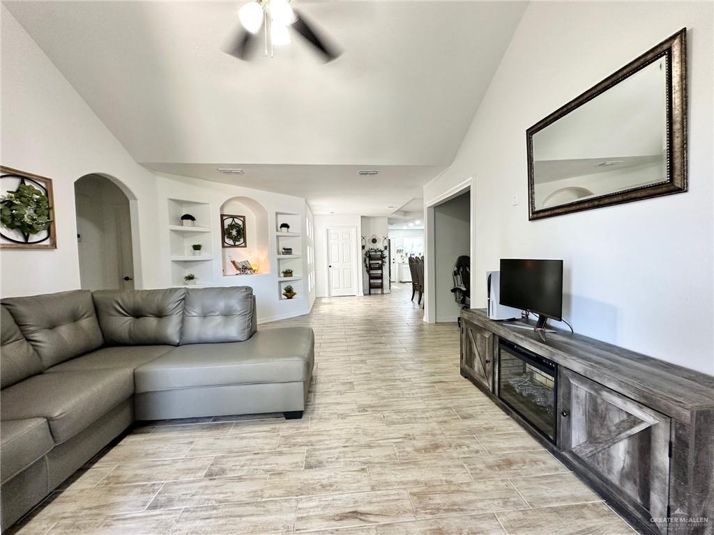 712 Bridget Street Weslaco, TX 78596 - Photo 8 of 17