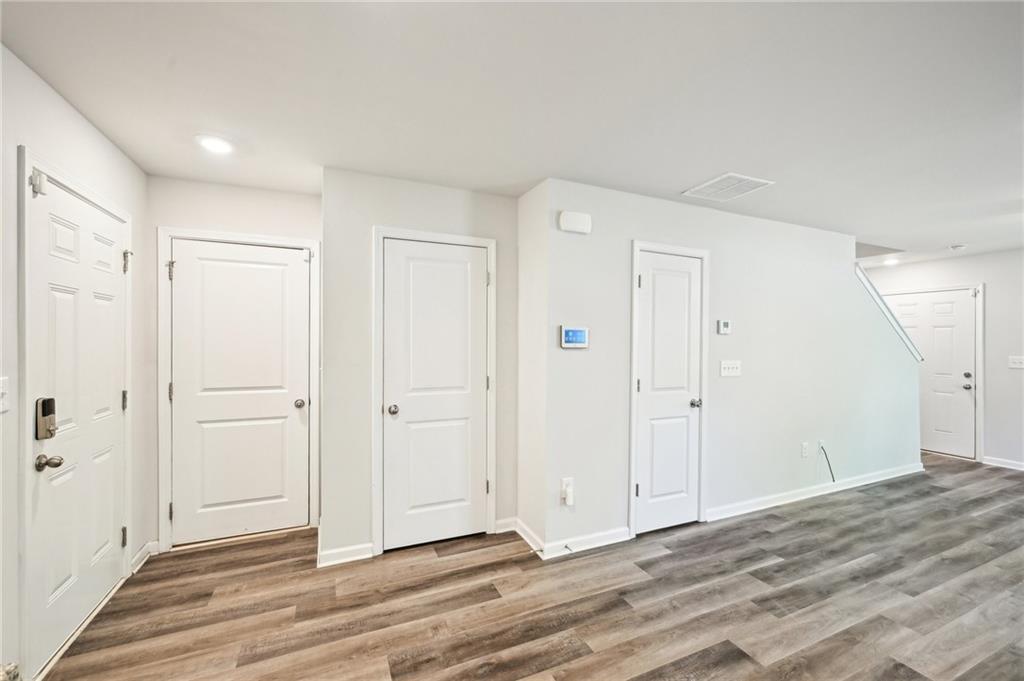 4437 Ben Hill Road Atlanta, GA 30349 - Photo 7 of 40