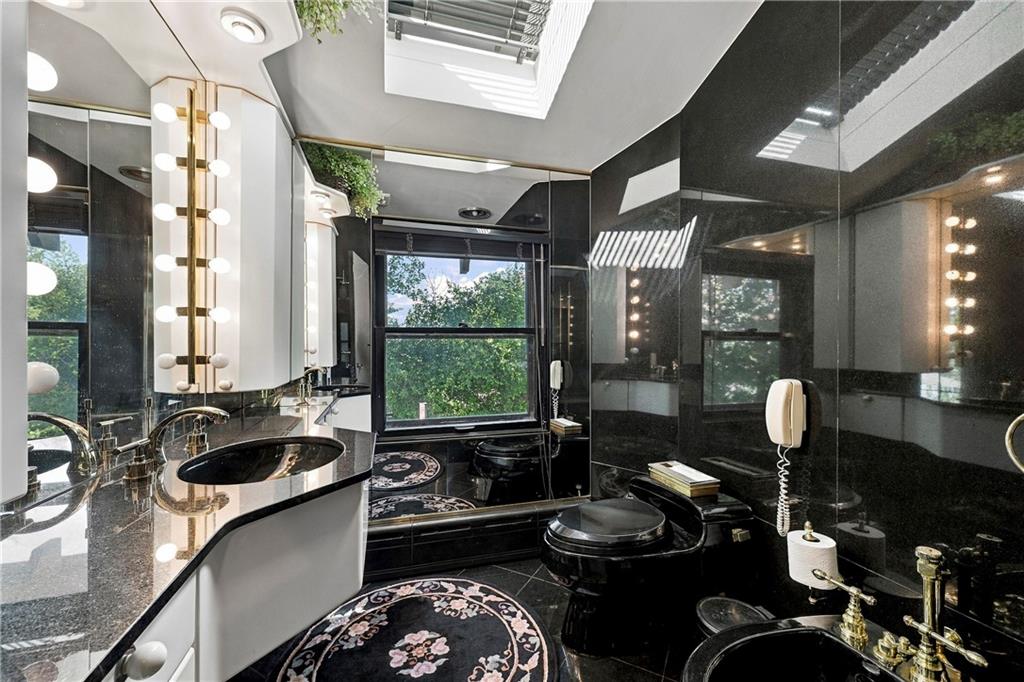940 Washington Road Pittsburgh, PA 15228 - Photo 31 of 48 Gallery Image 31