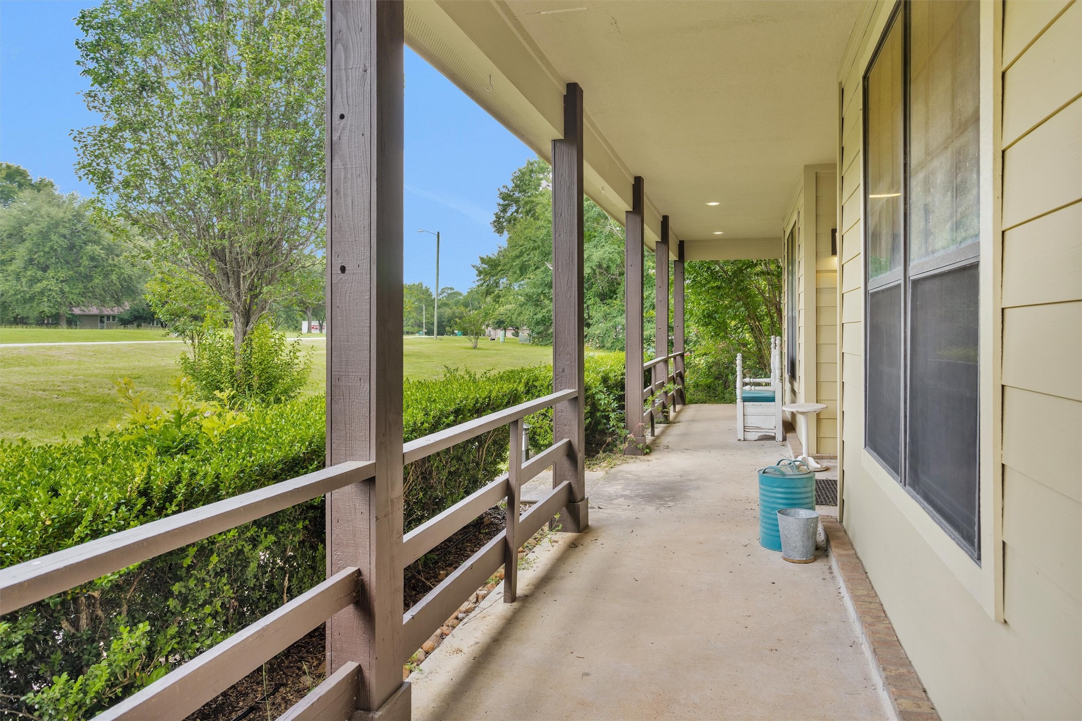 21 Ranch Rd One Willis, TX 77378 - Photo 5 of 49