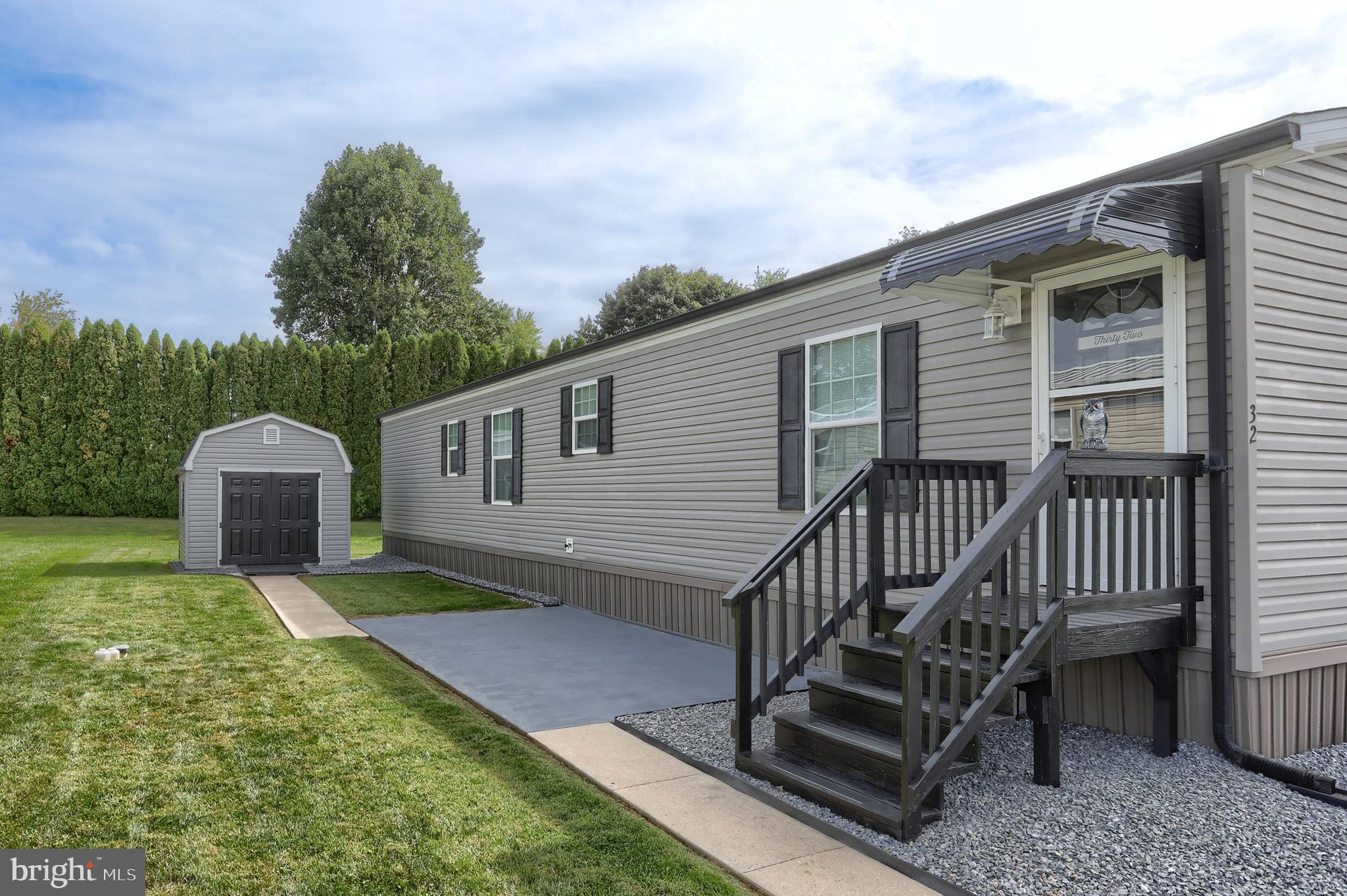 1300 East Kercher Avenue, Unit 32 Myerstown, PA 17067 - Photo 2 of 27