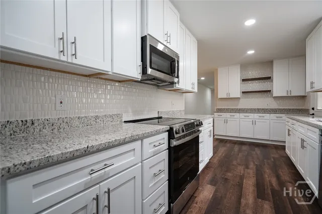 $325,000 | 75 Woodlawn Drive, Jesup, GA 31545