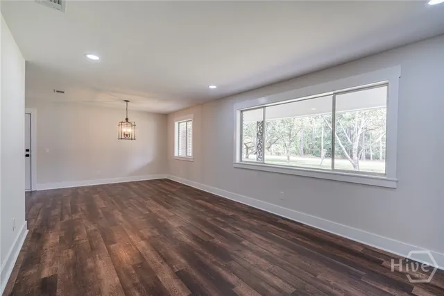 $325,000 | 75 Woodlawn Drive, Jesup, GA 31545