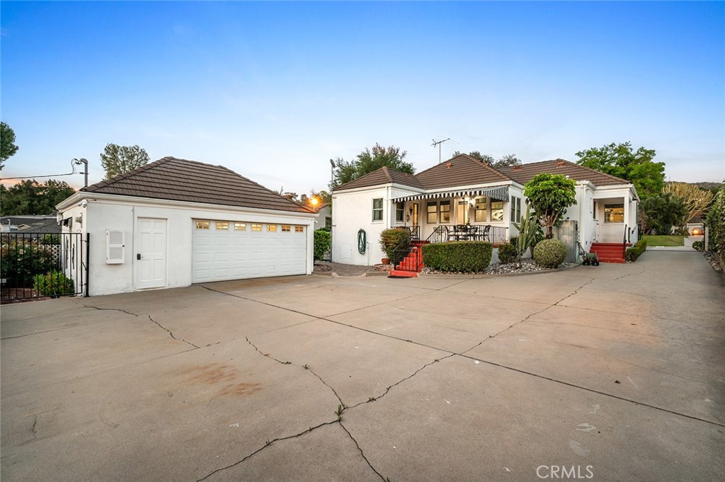 5487 Cadbury Road Whittier, CA 90601 - Photo 57 of 73 front view of a house with a garage