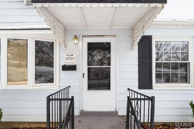 $114,900 | 10201 Surf Drive, St. Louis, MO 63137