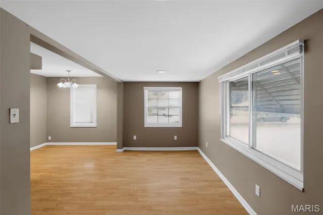 $114,900 | 10201 Surf Drive, St. Louis, MO 63137