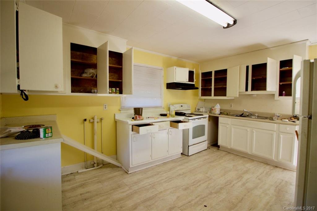 534 West Craighead Road Charlotte, NC 28206 - Photo 3 of 12 Gallery Image 3