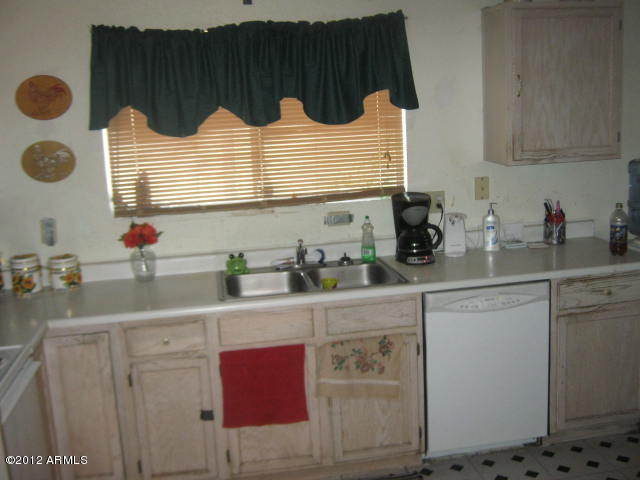 9007 West Granada Road Phoenix, AZ 85037 - Photo 7 of 12 4.1