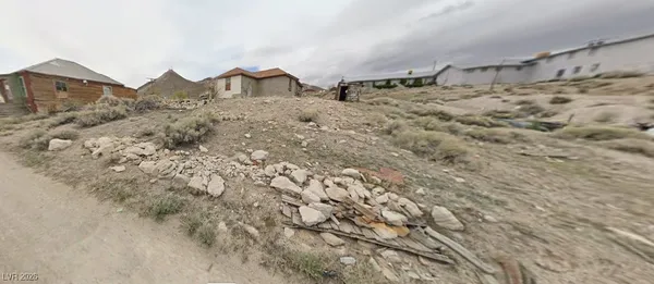 $23,888 | 566 North South Street, Tonopah, NV 89049