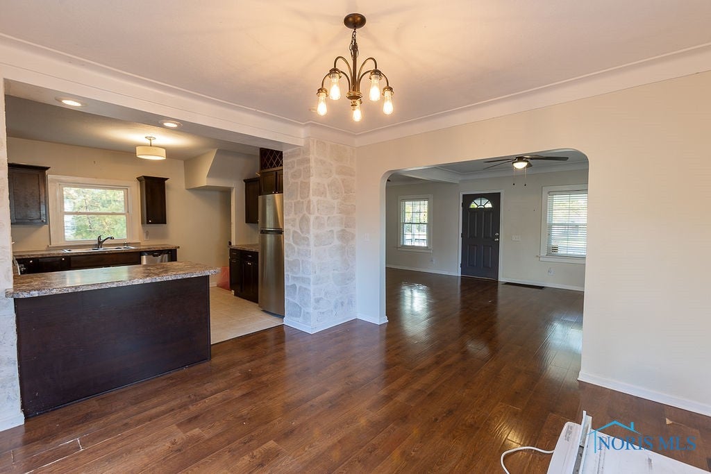 2922 Gradwohl Road Toledo, OH 43617 - Photo 6 of 29 Gallery Image 6