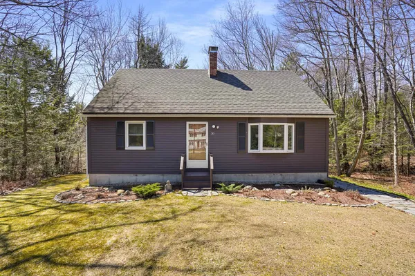 $424,000 | 30 Bow Bog Road, Bow, NH 03304