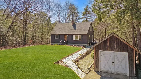 $424,000 | 30 Bow Bog Road, Bow, NH 03304