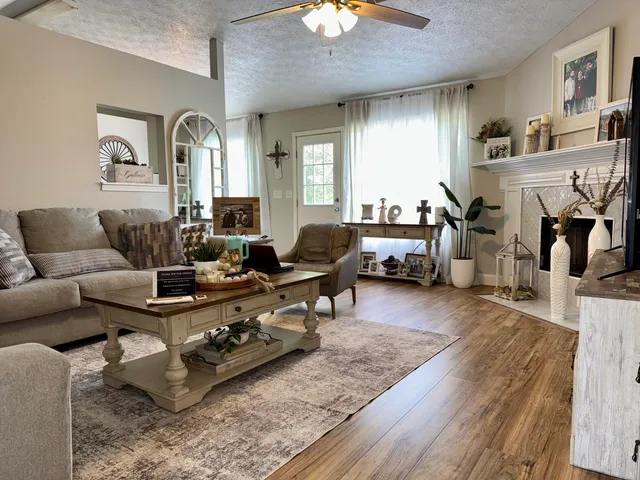 $315,000 | 4661 Turning Leaf Drive, Gillsville, GA 30543