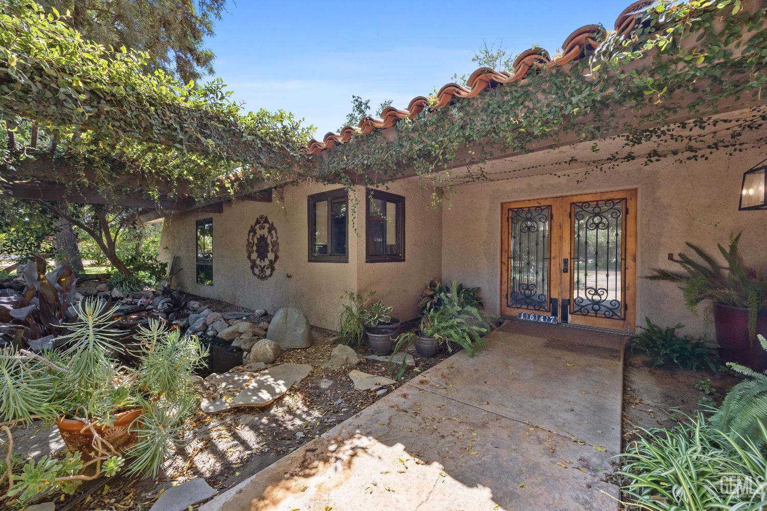 Undisclosed Address Bakersfield, CA 93314 - Photo 5 of 75 Gallery Image 5