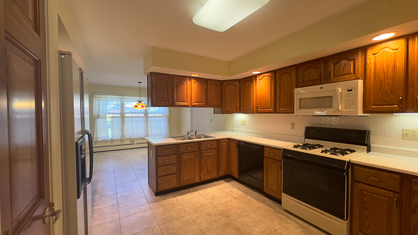 3316 Monticello Road Bloomington, IL 61704 - Photo 13 of 62 Gallery Image 13