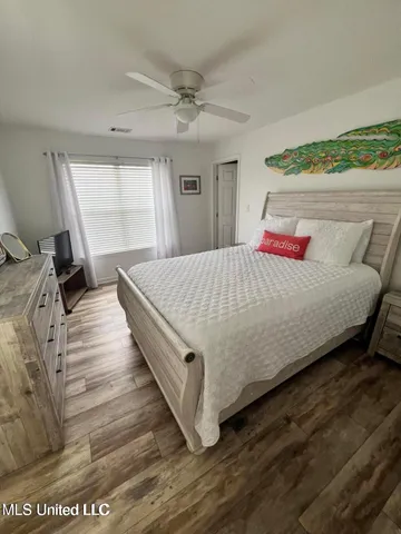 $2,500 | 2421 Beachview Drive, Unit E4, Ocean Springs, MS 39564