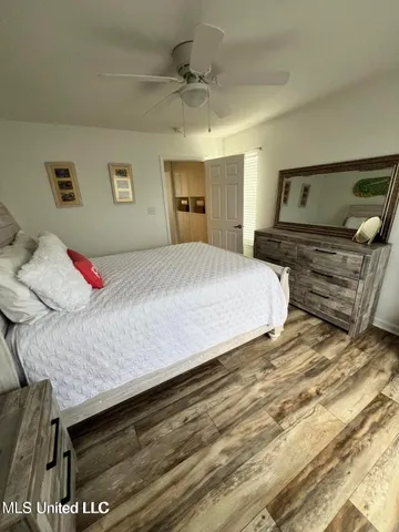 $2,500 | 2421 Beachview Drive, Unit E4, Ocean Springs, MS 39564