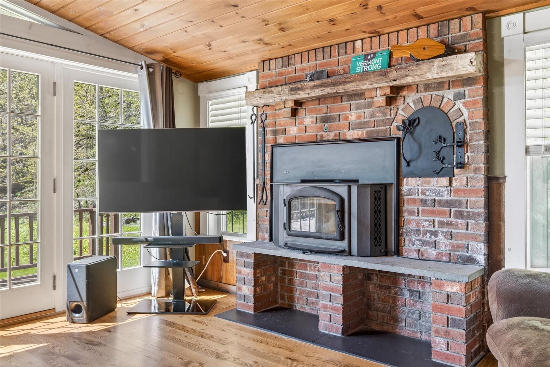 9-11 McGarry Street Proctor, VT 05765 - Photo 11 of 51