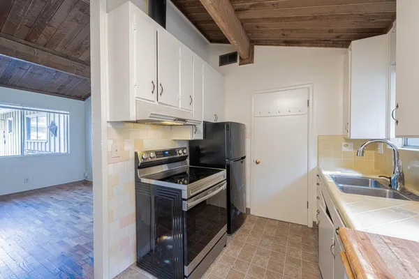 $1,500,000 | 1113 McClellan Avenue, Monterey, CA 93940