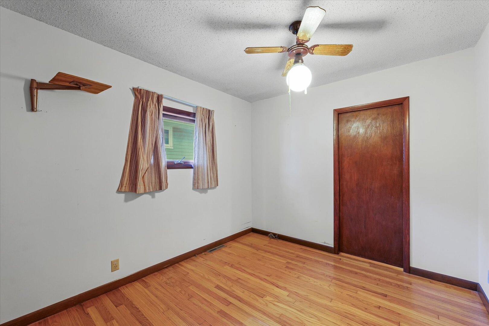 1607 West Healey Street Champaign, IL 61821 - Photo 25 of 30 Gallery Image 25