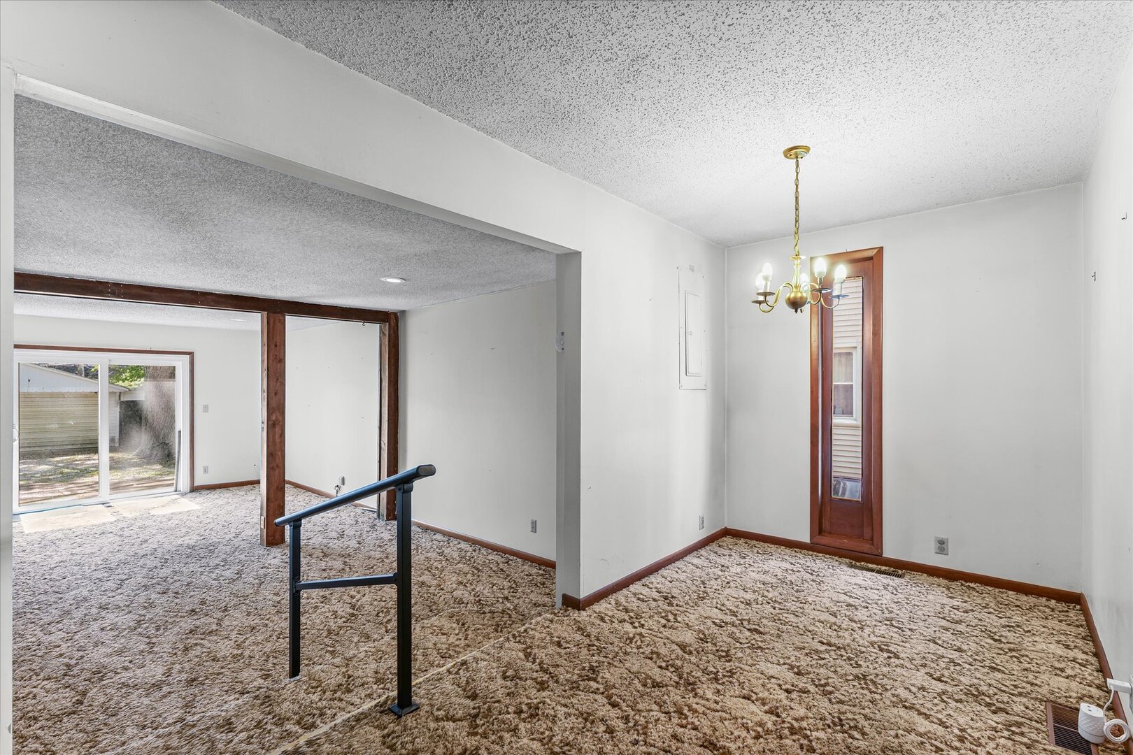 1607 West Healey Street Champaign, IL 61821 - Photo 10 of 30 Gallery Image 10