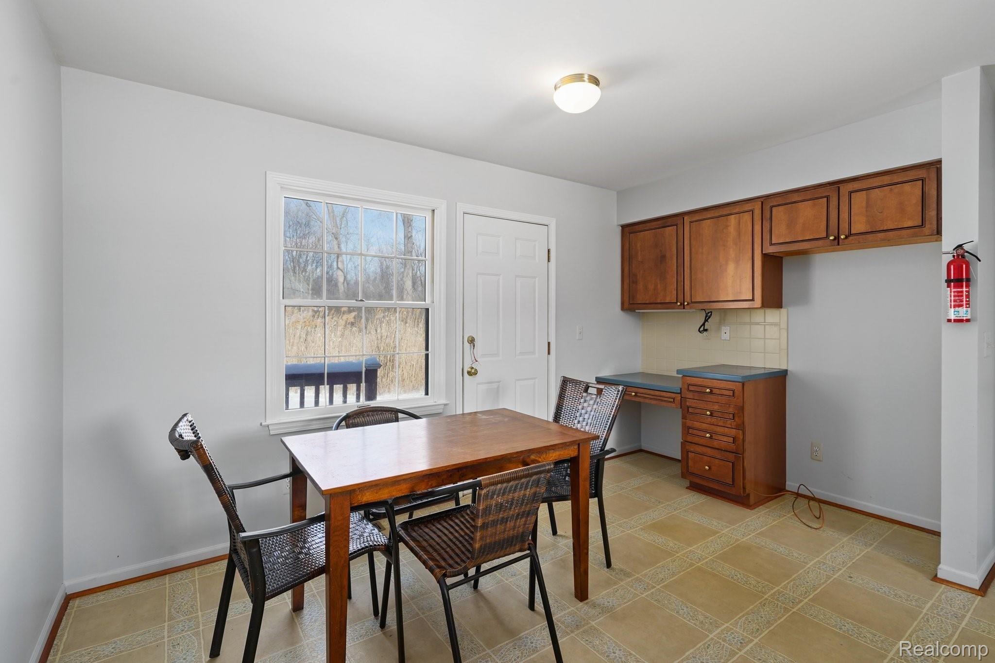 755 East Long Lake Road Troy, MI 48085 - Photo 24 of 39 24-web-or-mls-755 East Long Lake Road Troy - 23.jpg