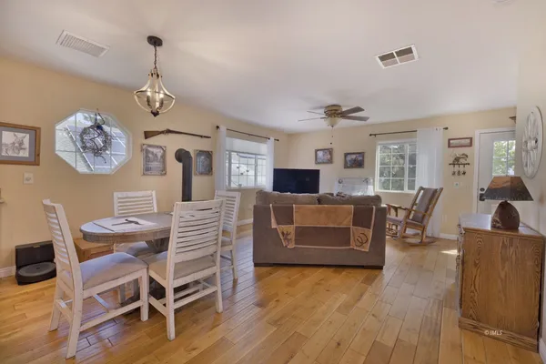 $1,015,000 | 272 Rawson Creek Road, Bishop, CA 93514