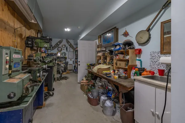 $1,015,000 | 272 Rawson Creek Road, Bishop, CA 93514
