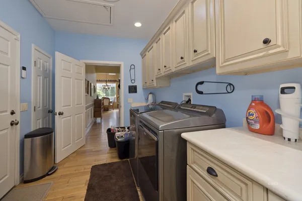 $1,015,000 | 272 Rawson Creek Road, Bishop, CA 93514