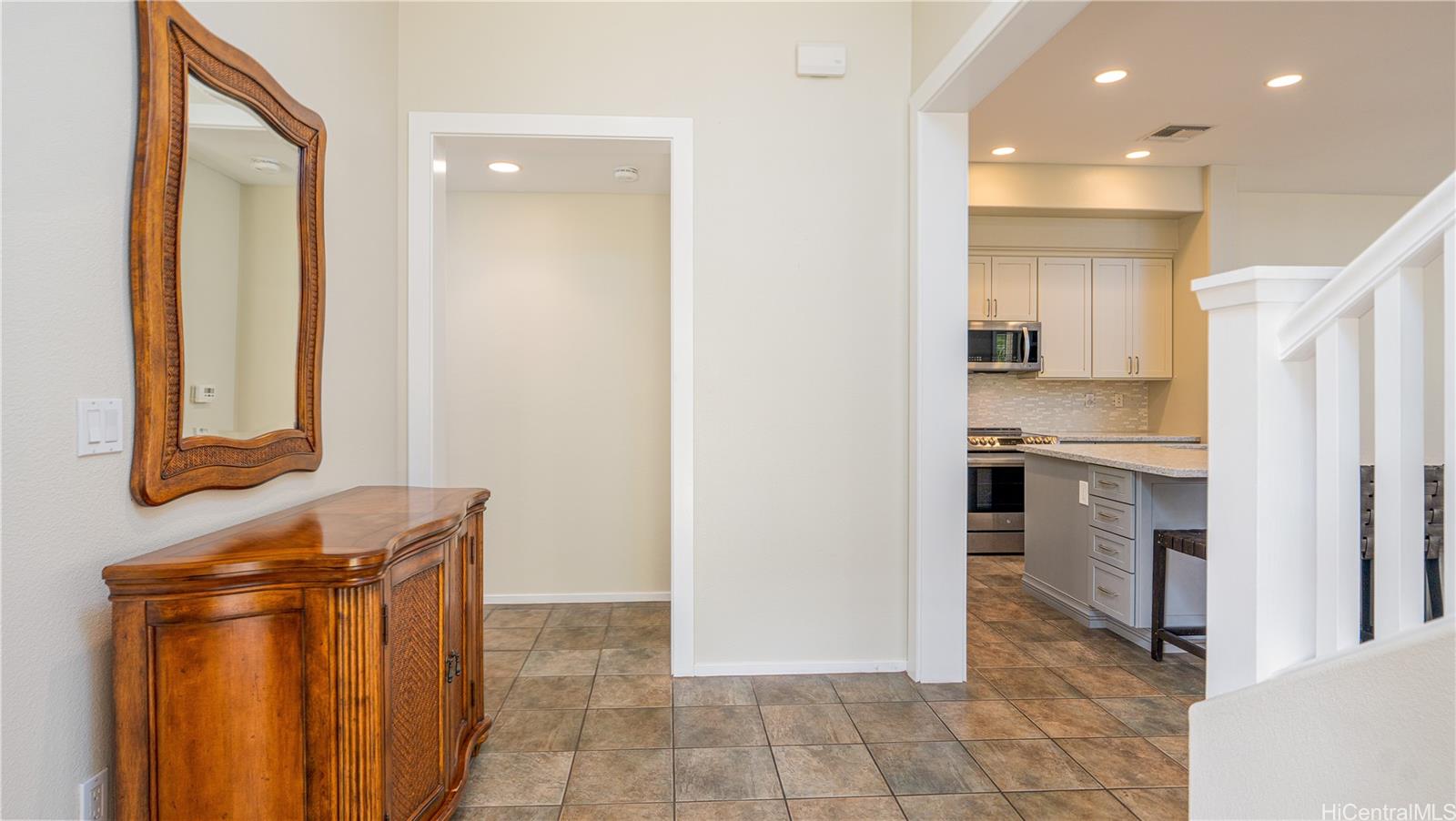 92-1090 Olani Street, Unit 102 Kapolei, HI 96707 - Photo 14 of 25