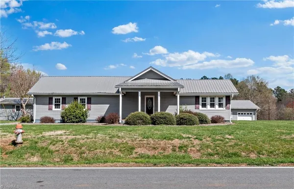 $299,000 | 613 Nc Highway, Boonville, NC 27011