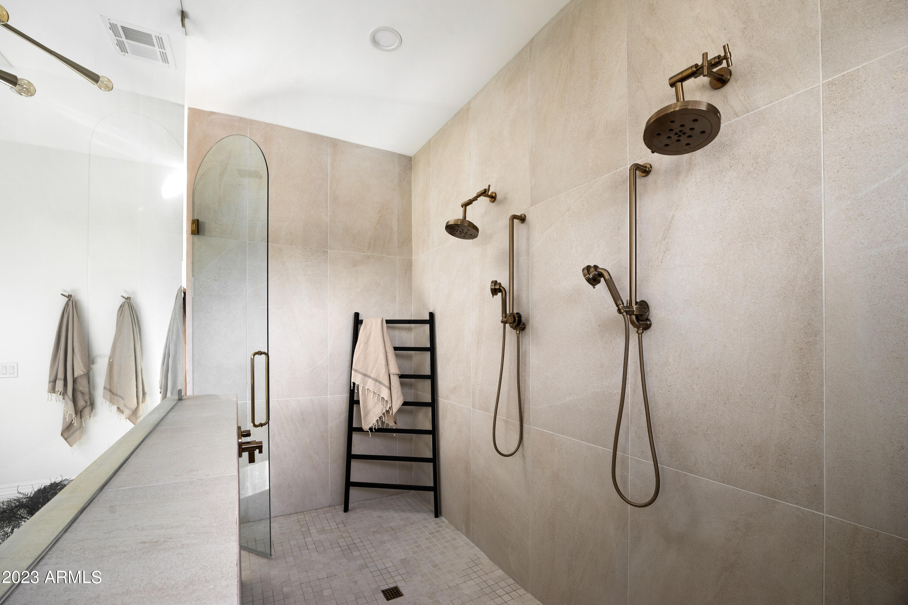 11842 North Miller Road Scottsdale, AZ 85260 - Photo 19 of 43 Owner's Shower
