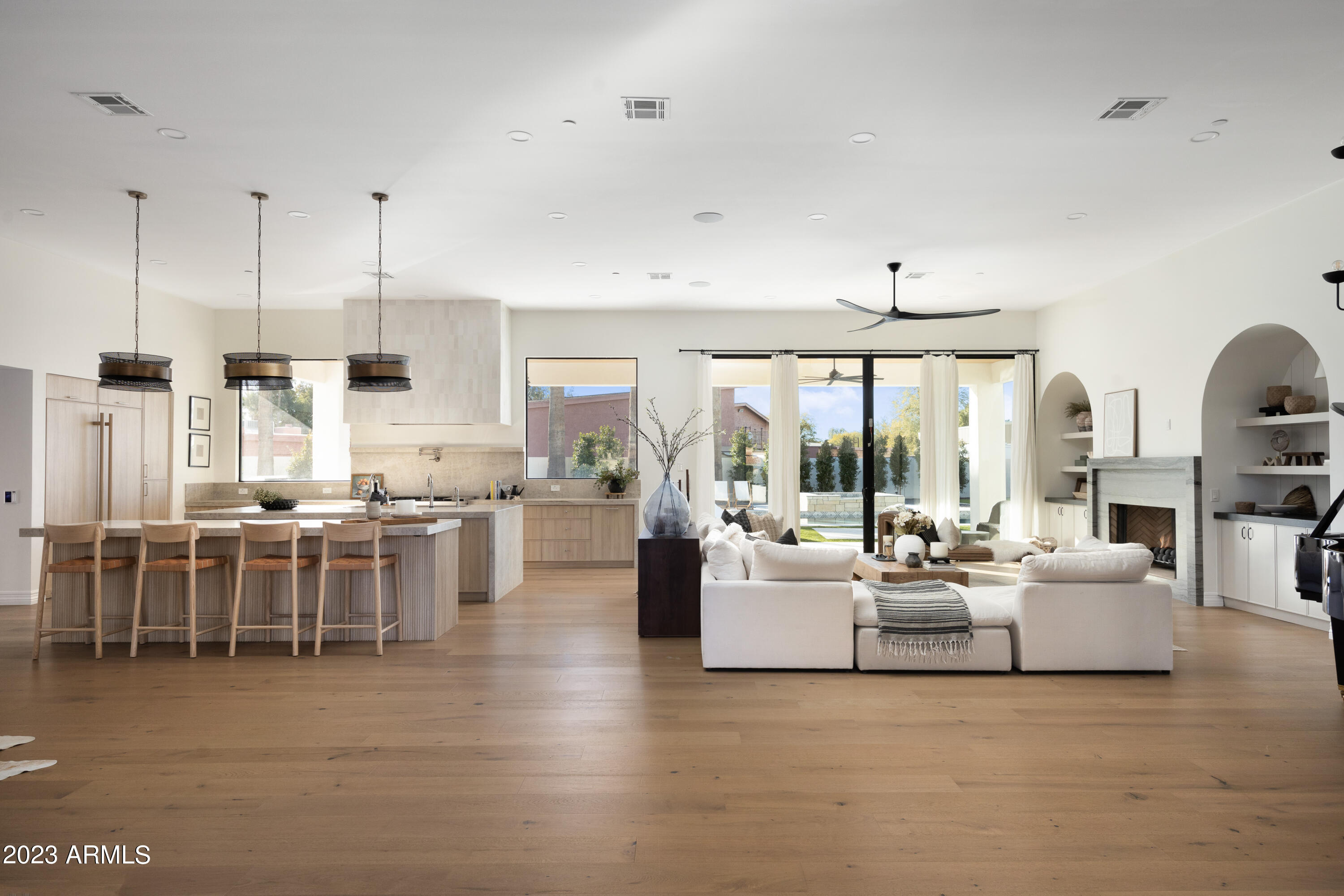 11842 North Miller Road Scottsdale, AZ 85260 - Photo 5 of 43 Great Room