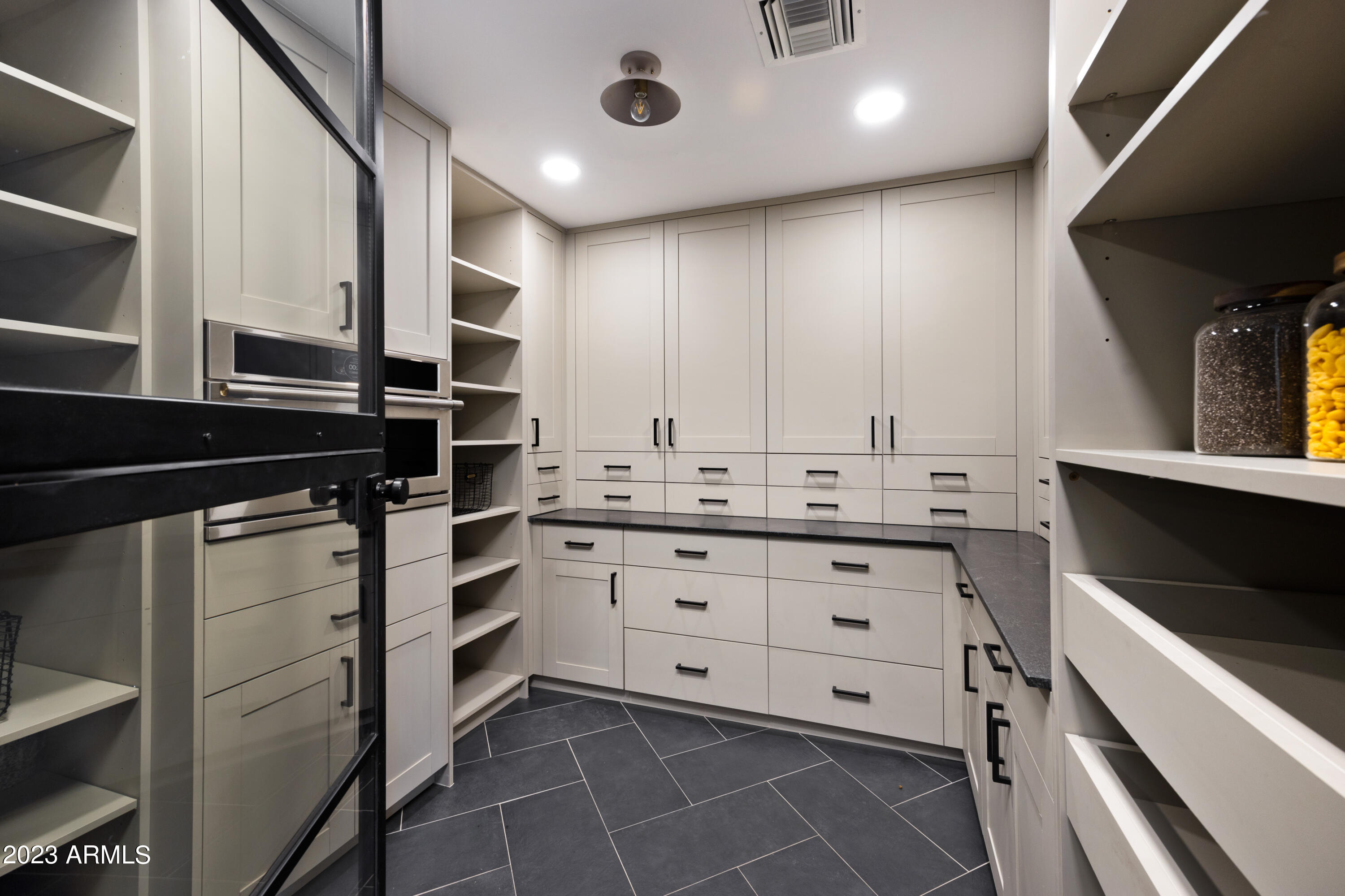 11842 North Miller Road Scottsdale, AZ 85260 - Photo 9 of 43 Walk In Pantry